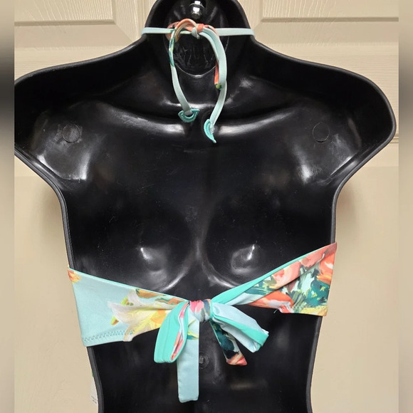 Becca High Tea Wire-Free Bikini Top NWT SzLg - Picture 6 of 10